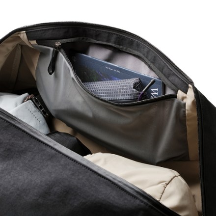 Bellroy Venture Ready Duffel 40L 7