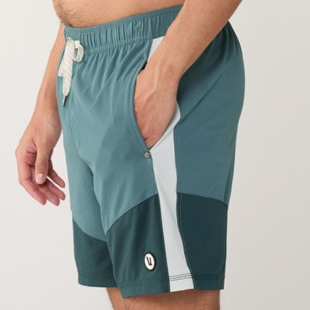 Vuori Kore 7.5" Shorts X1 - Men's 5