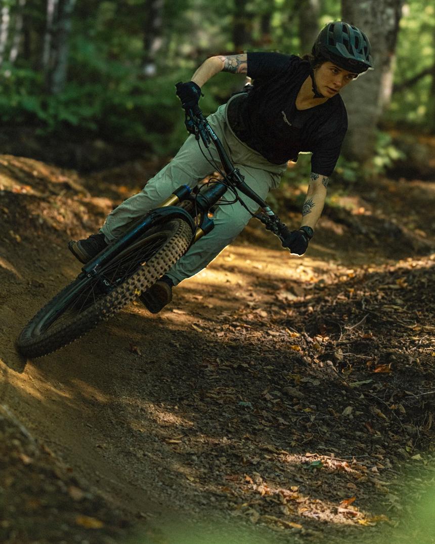 Location Image for MTB Signature Bike Pants - Women's
