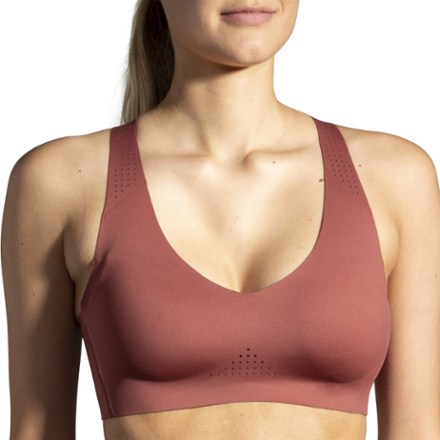 Brooks Dare V Neck Bra 1