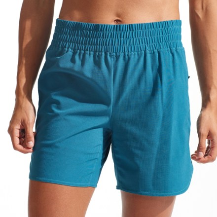 PEARL iZUMi Prospect 2/1 Cycling Shorts with Liner - Women's 4