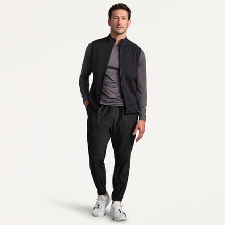 RHONE True North Vest - Men's 3