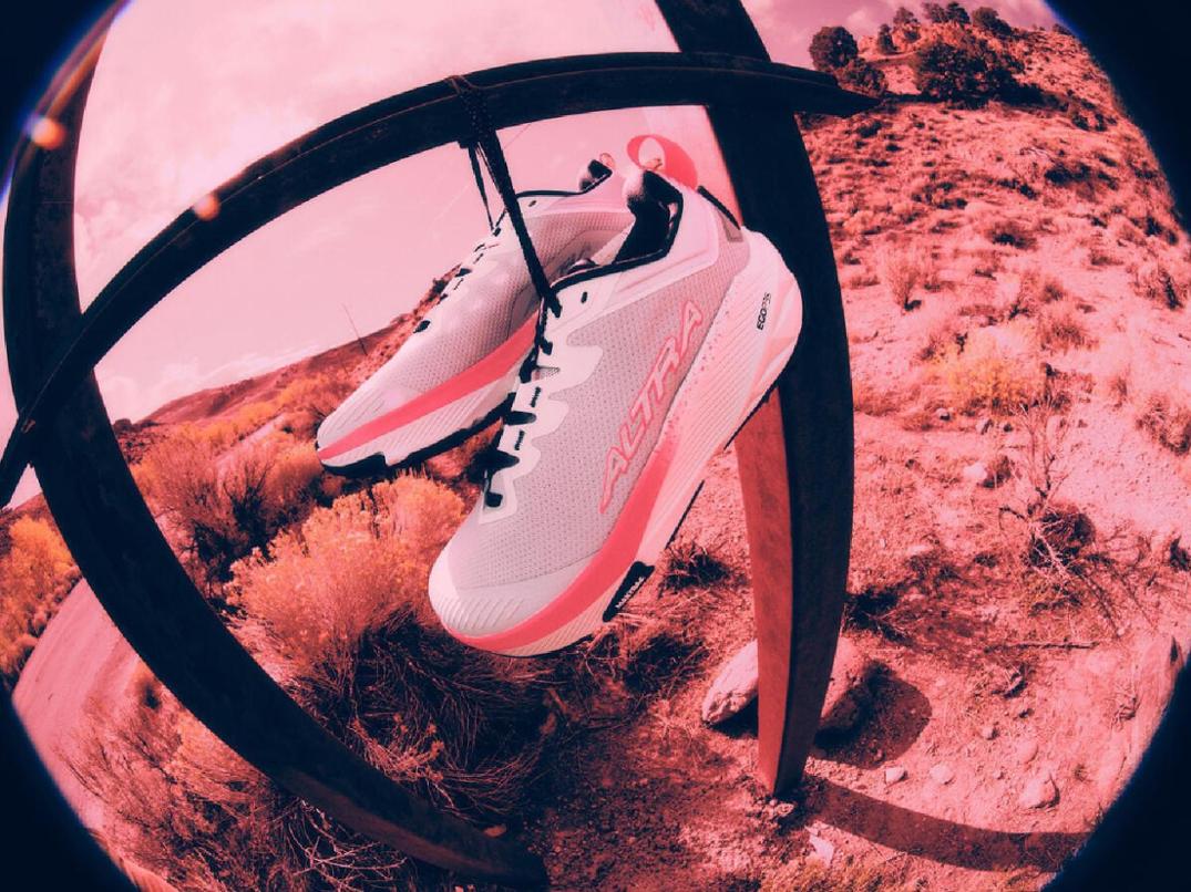 Location Image for Experience Wild 3 Trail-Running Shoes - Women's