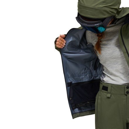 Peak Performance Alpine GTX Jacket - Women's 8