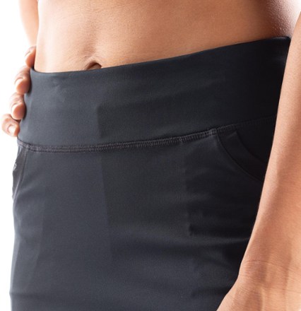 PEARL iZUMi Sugar Cycling Skirt - Women's - Black 5