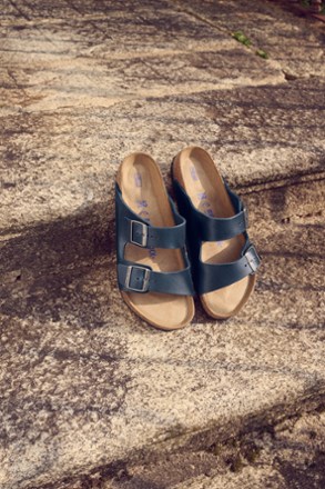 Birkenstock Arizona Soft Footbed Sandals - Women's 5