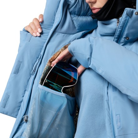 Columbia Roffee Ridge Down Jacket - Women's Goggles not included