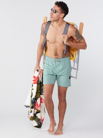 VISSLA Breakers 16.5" Ecolastic Board Shorts - Men's 3