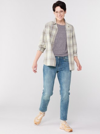 DUER Performance Denim Girlfriend Jeans - Women's 3