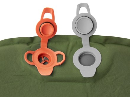REI Co-op Trailmade Self-Inflating Sleeping Pad Air valve (Fresh Fig)