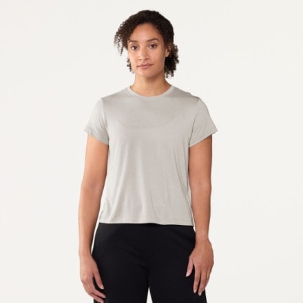 Vuori Energy Classic T-Shirt - Women's 1