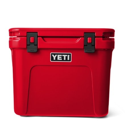 YETI Roadie 32 Wheeled Cooler 0