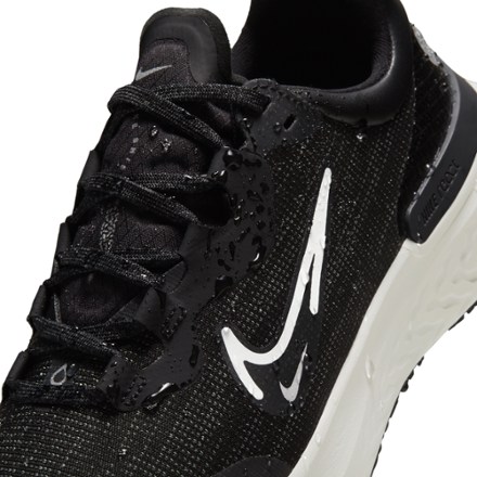 Nike React Miler 2 Shield Road-Running Shoes - Women's 6