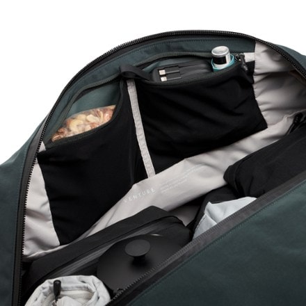 Bellroy Venture Ready Duffel 55L 10
