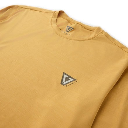 VISSLA Twisted Long-Sleeve Rashguard - Men's 5