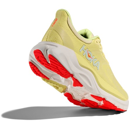 HOKA Arahi 8 Road-Running Shoes - Women's 6