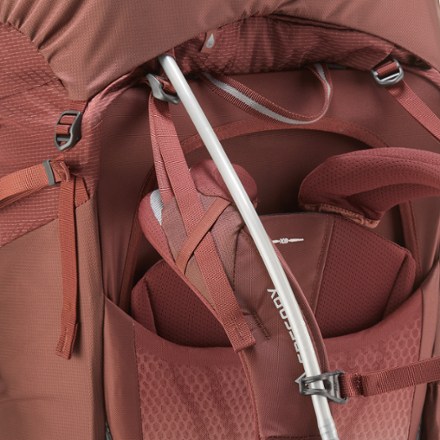 Gregory Deva 60 Pack - Women's Hydration port & tube routing