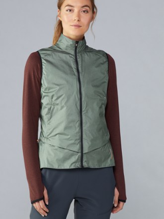 rei trail running vest