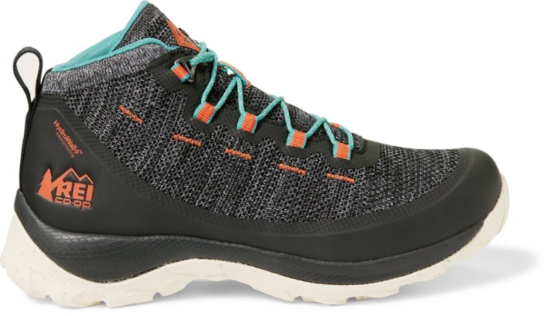 Fashion Meets Function: The Aesthetic Appeal of REI Walking Shoes