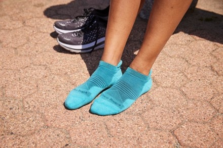 Darn Tough Element No Show Tab Lightweight Running Socks - Women's 2