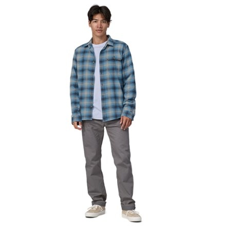 Patagonia Long-Sleeve Cotton in Conversion Fjord Flannel Shirt - Men's 3