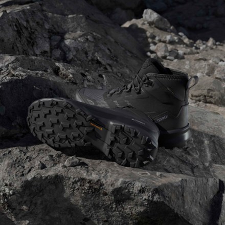 Location Image for Terrex Skychaser AX5 Mid GORE-TEX CLIMAWARM+ Hiking Boots - Men's
