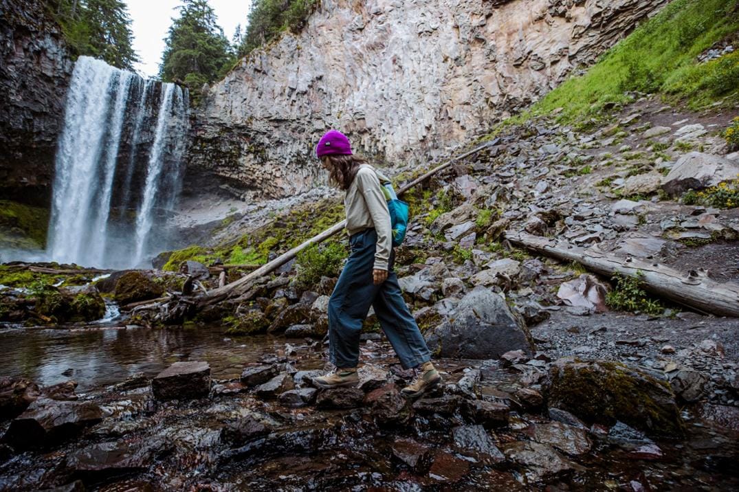 Location Image for Inquire Mid Hiking Boots - Women's