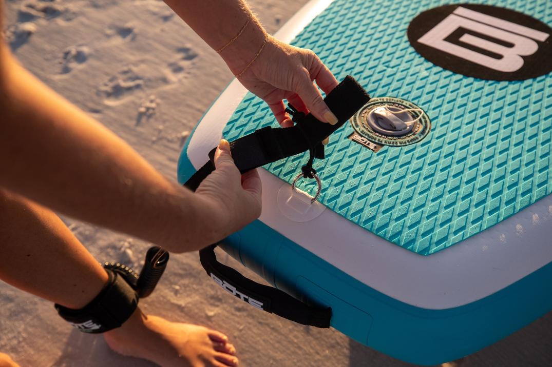 Location Image for WULF Aero Inflatable Paddle Board with Paddle - 11'4"