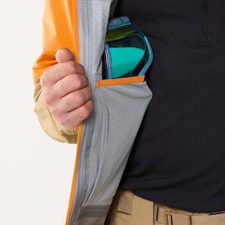 Arc'teryx Rush Jacket - Men's 8
