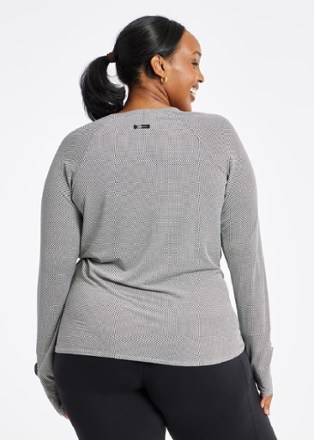 Oiselle Flyout Long-Sleeve Top - Women's 3
