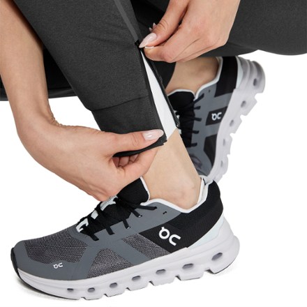 On Running Pants - Women's 6