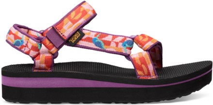 midform teva sandals