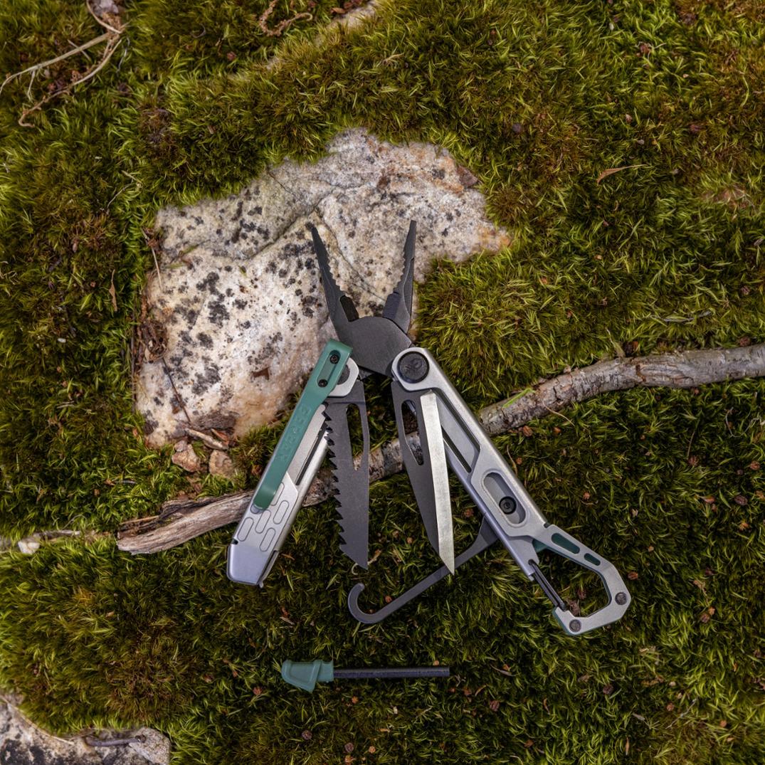 Location Image for Stakeout Spark Multi-Tool