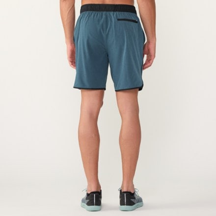 Vuori Banks Shorts - Men's 7" Inseam 2