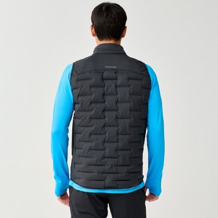 Brooks Momentum Thermal Vest - Men's 1