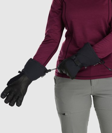 Outdoor Research Carbide Sensor Gloves - Women's 5