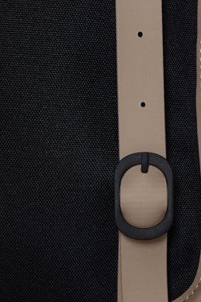 RAINS Rucksack 3