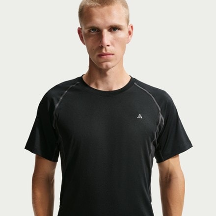 Nike ACG Wildsee T-Shirt - Men's 4