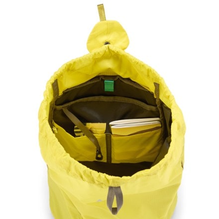 REI Co-op Flash 18 Pack 6