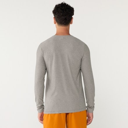 Vuori Long-Sleeve Strato Tech T-Shirt - Men's 2