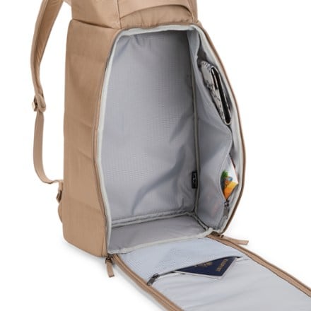 Db Journey Hugger Pack 25L 4