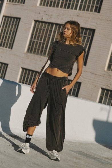 Location Image for Hot Shot Crossover Set - Women's