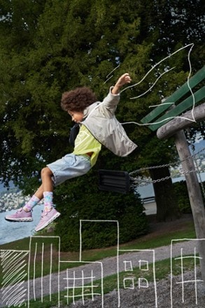 On Cloud Play Road-Running Shoes - Kids' 7