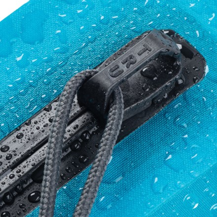 Nite Ize RunOff Waterproof Travel Pouch - Medium 4