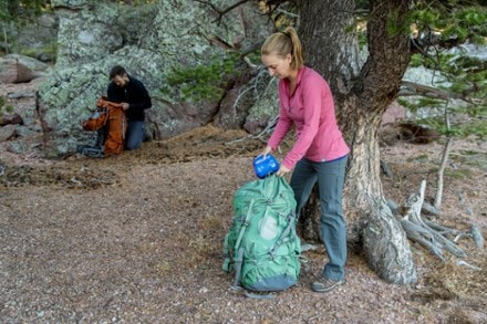 Adventure Medical Kits Mountain Series Hiker Medical Kit 5