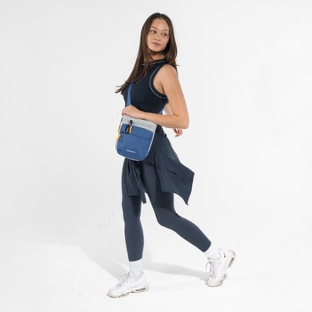 Sherpani Lima 5 L Shoulder Bag 6