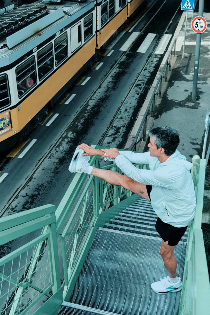 Location Image for Dash 6" Shorts - Men's