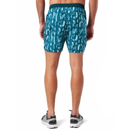 Nathan Printed Essential 7" Shorts 2.0 - Men's 2