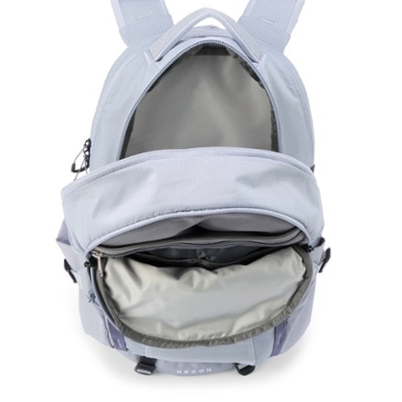 The North Face Recon Pack - Women's 4