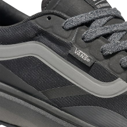 Vans MTE UltraRange 2.0 RapidWeld Shoes - Men's 4